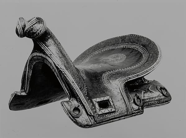 Saddle