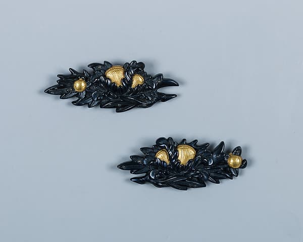 Sword-Grip Ornaments (Menuki), by Gotō Mitsumasa (Jujō)