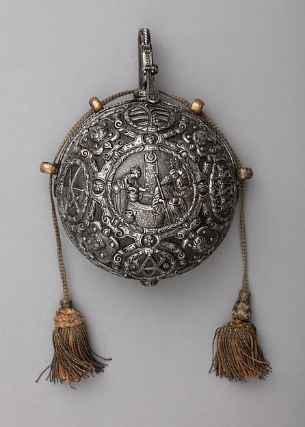 Priming Flask Bearing the Monograms and Arms of the Prince-Elector August I of Saxony (reigned 1553–86) and Anna of Denmark (reigned 1553–85), by Master Thomas der Schwertfeger (possibly Thomas Rucker)