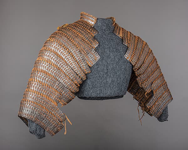Lamellar Shoulder Defenses