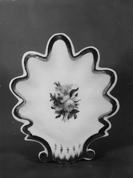 Dish, by Tucker and Hemphill