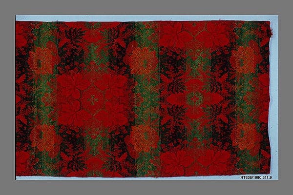 Woven carpet piece