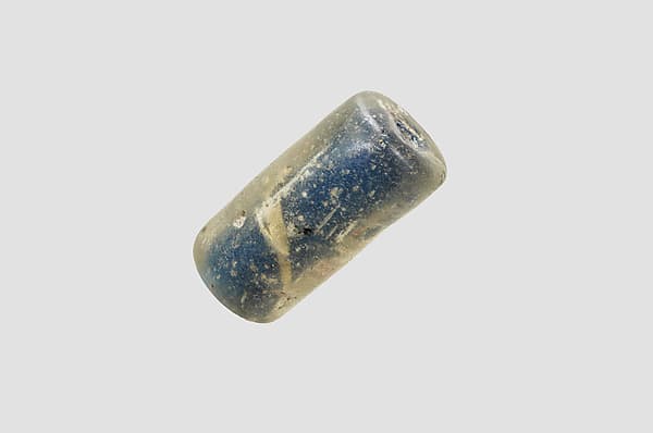 Cylindrical bead