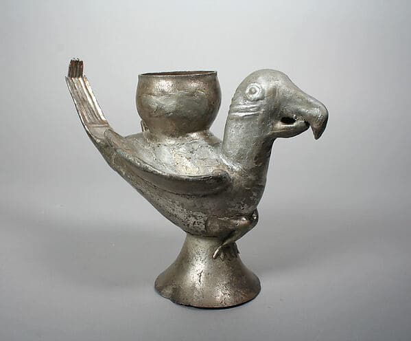 Bird-shaped vessel, by Chimú artist(s)
