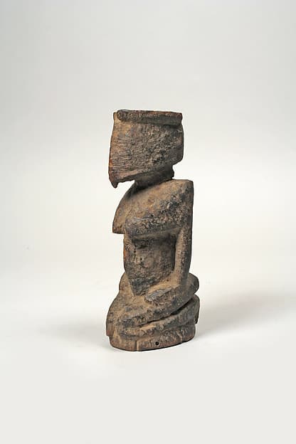 Figure: Kneeling Female, by Dogon or Tellem blacksmith (?)