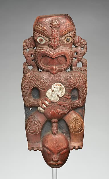 Tekoteko (gable figure), by Māori artist