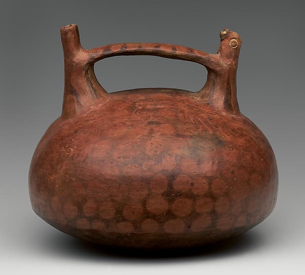 Double Spout and Bridge Bottle with Bird Head