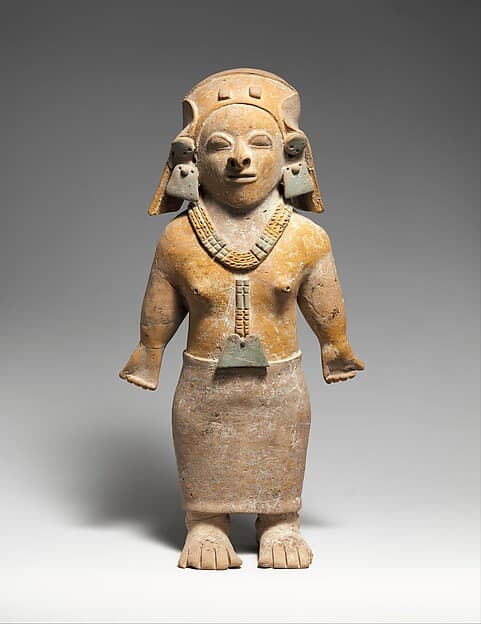 Standing figure, by Jama-Coaque artist