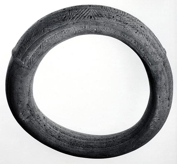 Yoke