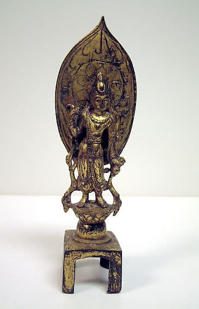 Standing Bodhisattva Avalokiteshvara (Guanyin)