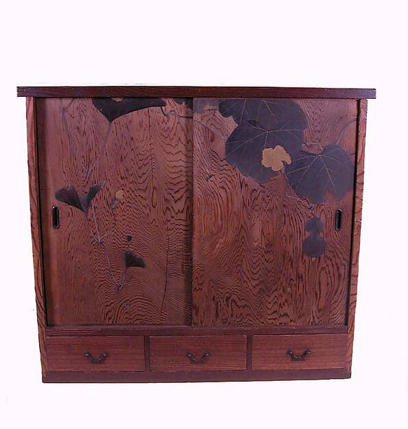 Chest with Decoration of Gourd Vine, by Shibata Zeshin