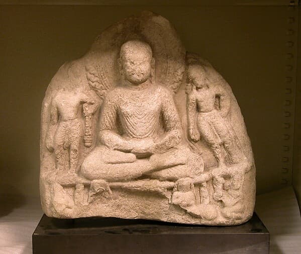 Meditating Buddha Attended by Two Bodhisattvas