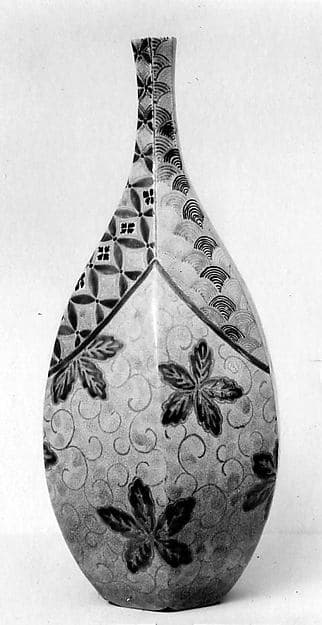 Sake Bottle with Design of Leaves, Vines, and Waves