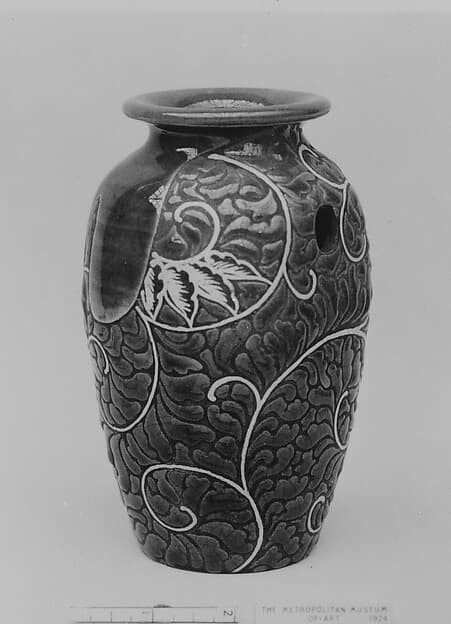 Vase for a Pillar, by Rakutozan