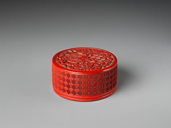 Pair of boxes with melons and butterflies