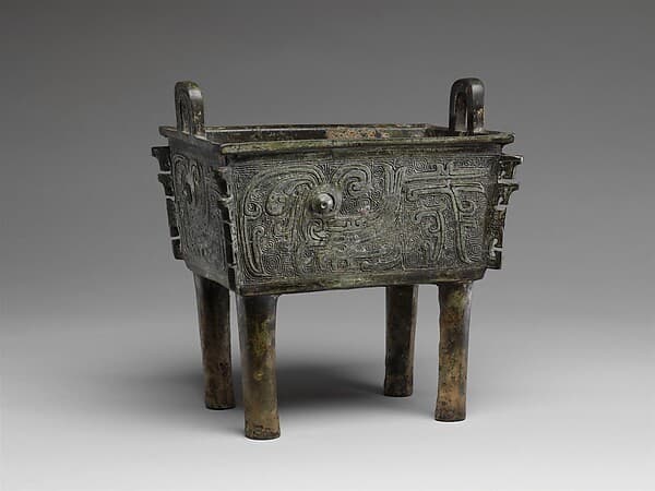 Rectangular cauldron (fangding)