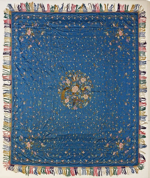 Bedspread with birds and floral scrolls