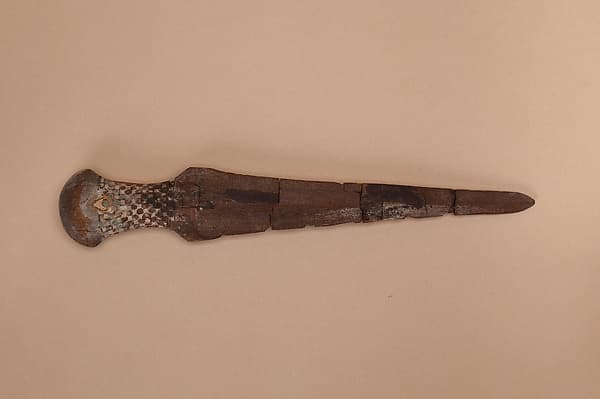 Model blade of a dagger