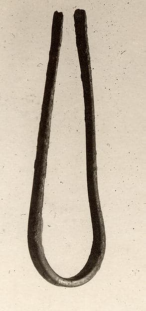 Tweezers