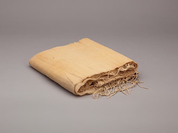 Sheet, linen mark, medium spin, close weave