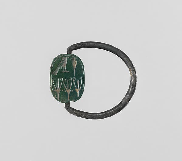 Signet ring