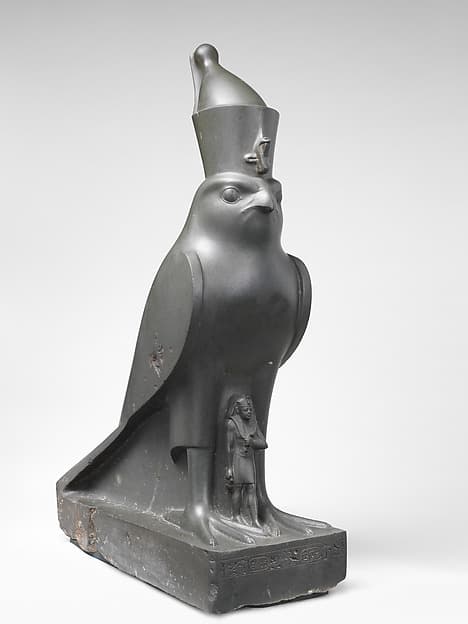 Statue of Horus as a falcon protecting King Nectanebo II