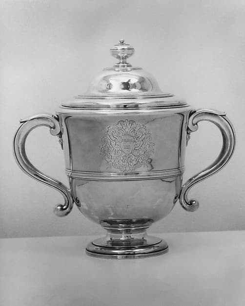 Two-handled cup with cover, by Simon Pantin I