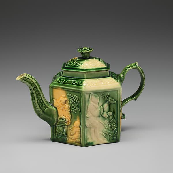 Hexagonal teapot, by Thomas Whieldon