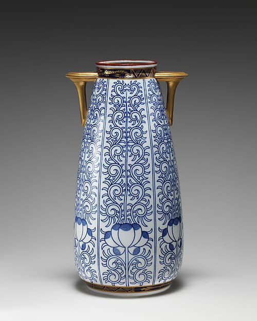 Vase with "lily pattern" (one of a pair), by Worcester factory