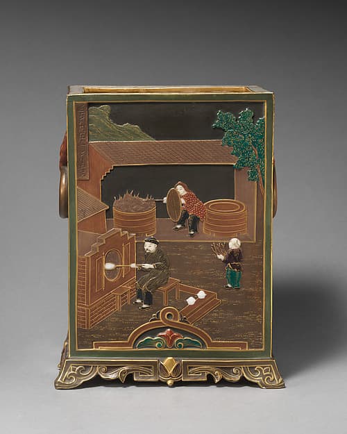 Rectangular vase with porcelain-making scenes ("the oven for burning clay" and "the painting of the wares"), by Worcester factory