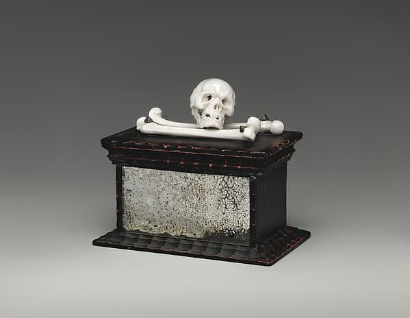 Skull and crossbones, by Nymphenburg Porcelain Manufactory