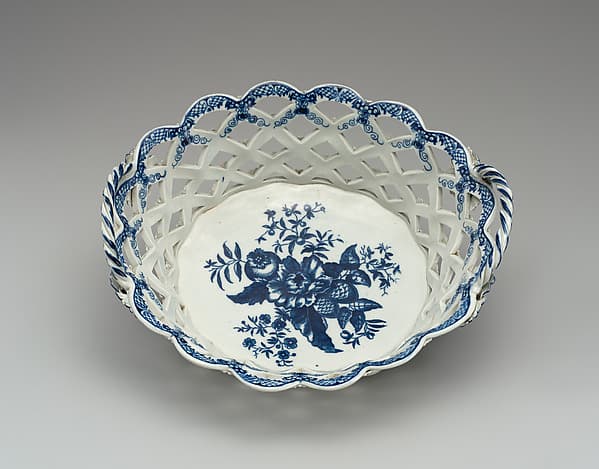 Dessert basket, by Caughley Factory