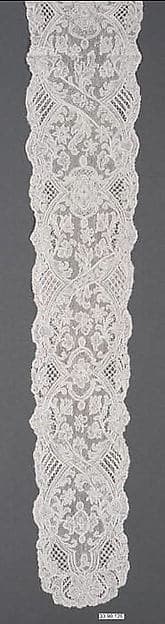 Pair of joined lappets