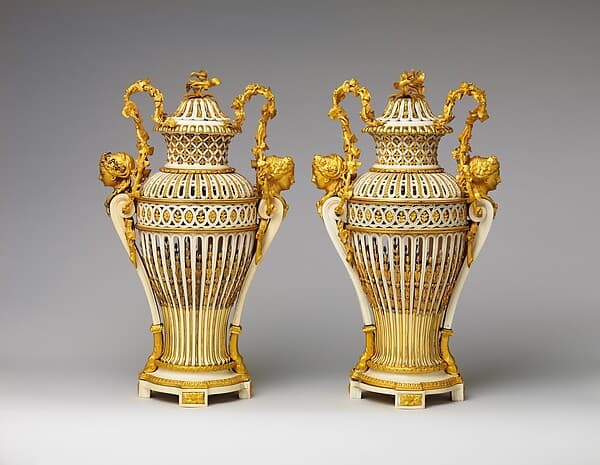 Vase with cover (Vase en ivoire) (one of a pair)