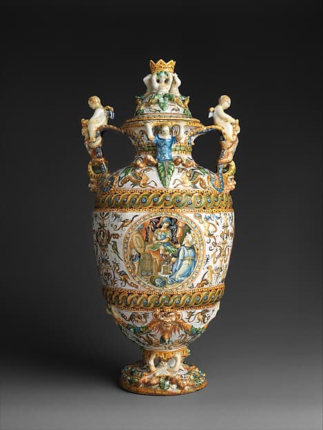 Pharmacy jar with subjects from The Campaigns of Julius Caesar, by Patanazzi Family