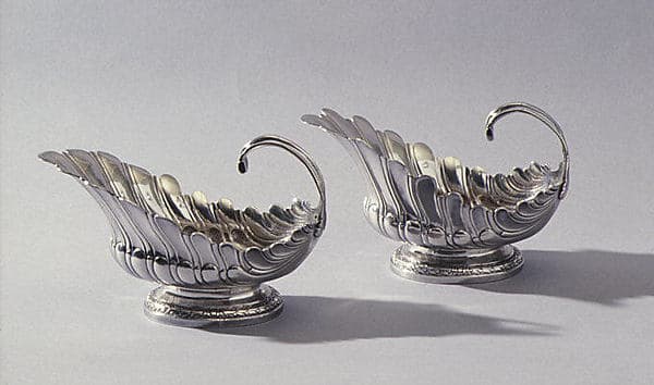 Pair of sauceboats, by Pierre-Adrien Dachery