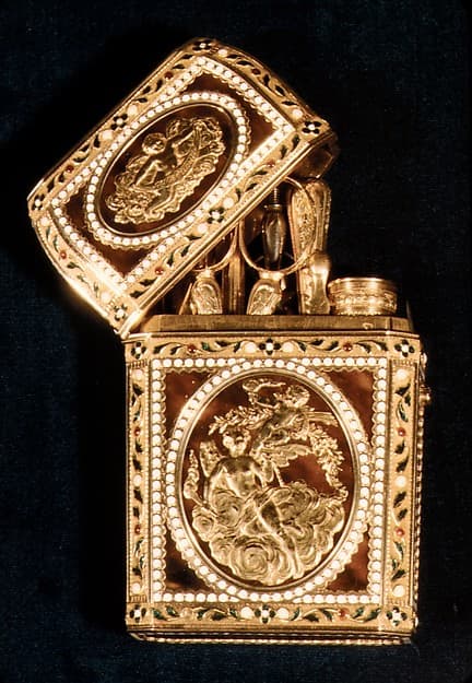 Nécessaire
