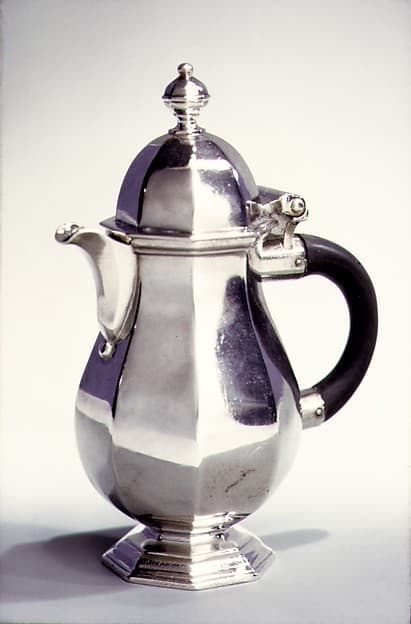 Milk jug, by Simon Pantin I
