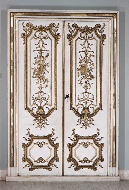 Four doors with trims and one set of entre-portes, by Jean François Cuvilliés the Elder