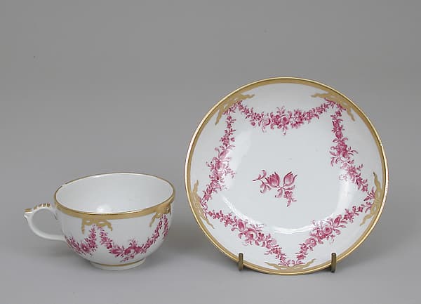 Saucer, by Gardner Manufactory