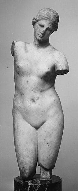 Marble statuette of Aphrodite Anadyomene (rising) type