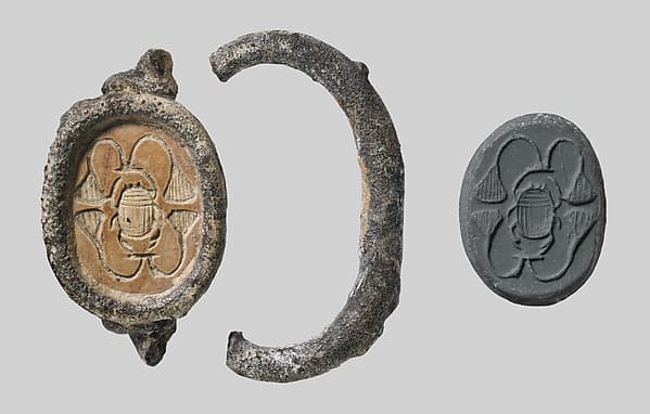 Silver pendant ring with scarab
