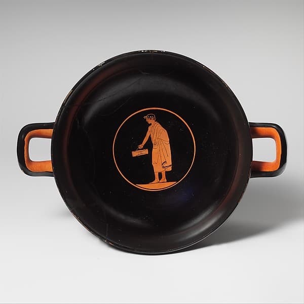 Terracotta kylix (drinking cup), by Painter of Munich 2660