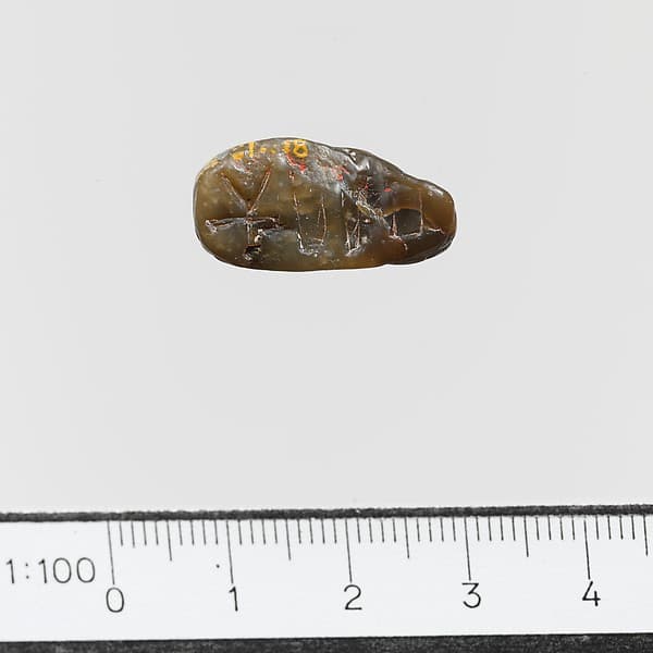Steatite triangular prism