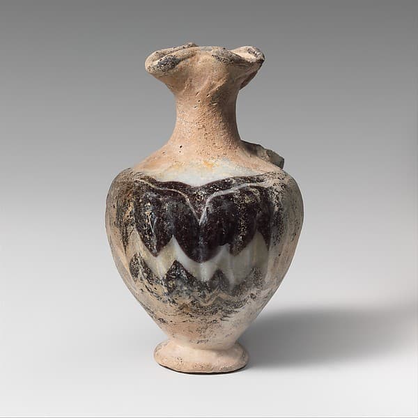 Glass oinochoe (perfume jug)