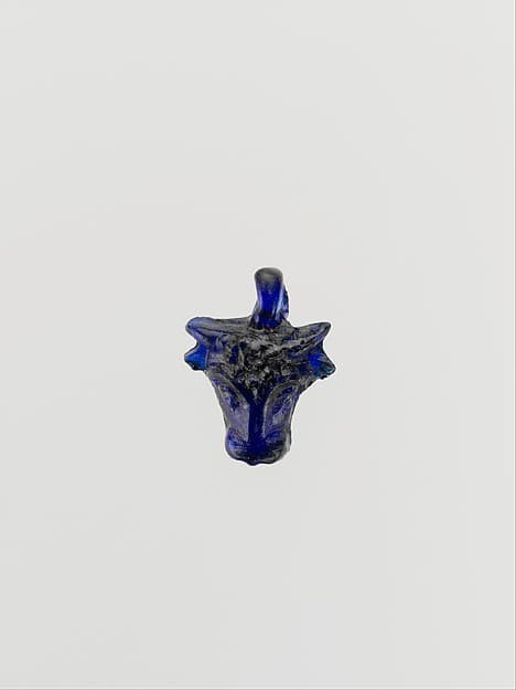 Glass pendant in the form of a bull’s head