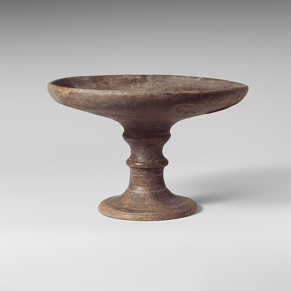 Stemmed dish