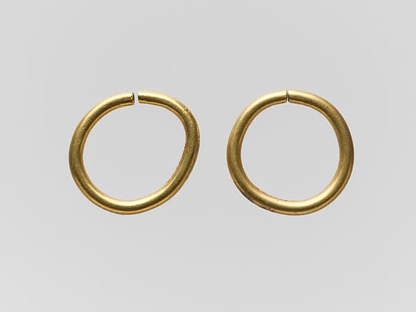 Pair of gold earrings