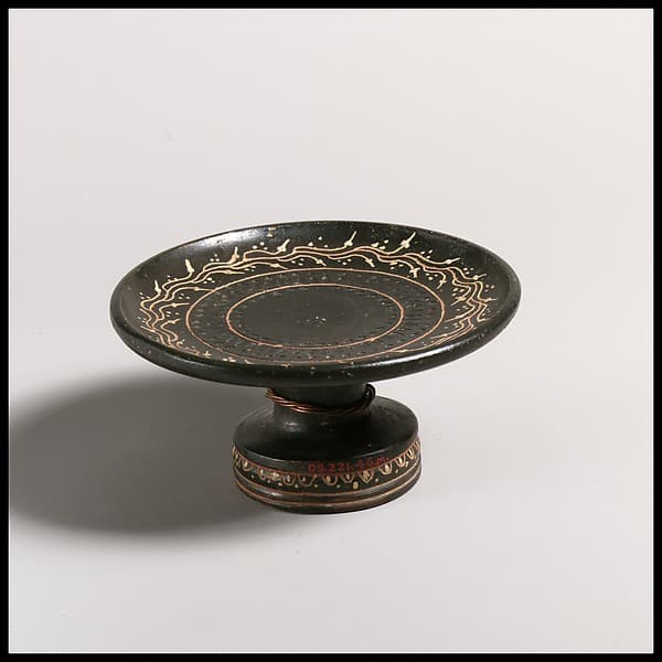 Terracotta stemmed plate