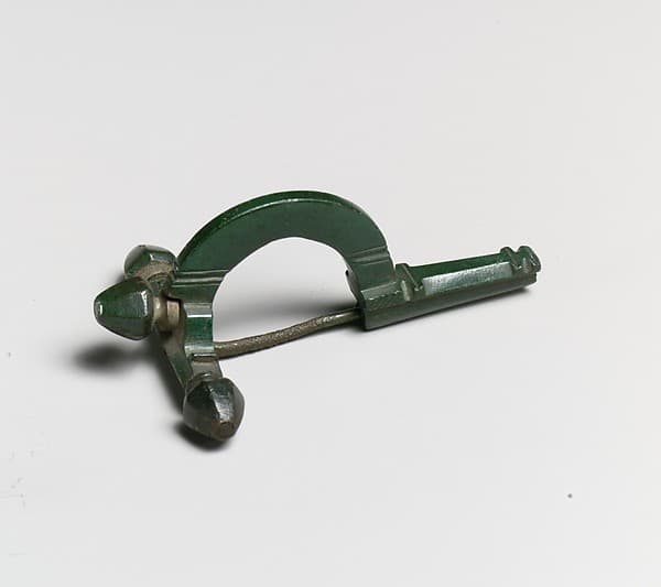 Bronze crossbow fibula (brooch)